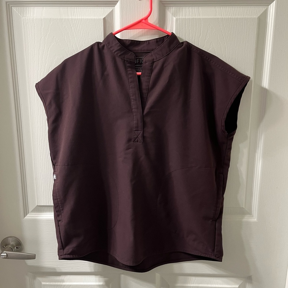 Figs espresso, oversized Rafaela scrub top